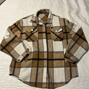 Women’s plaid shacket